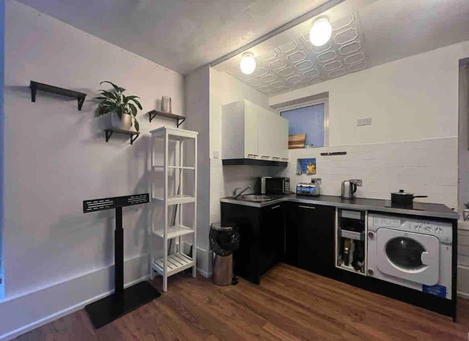 Modern In Barbican Ec1 - Blue - F4 Appartement *