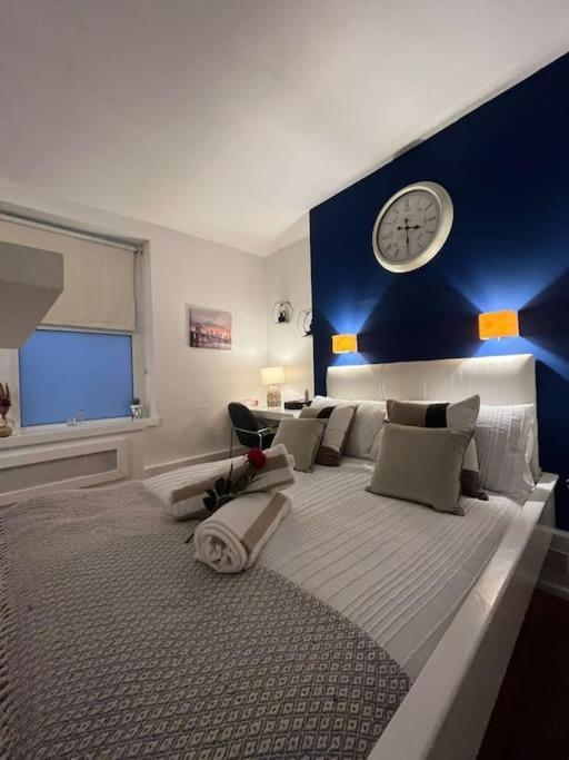 Appartement Modern In Barbican Ec1 - Blue - F4